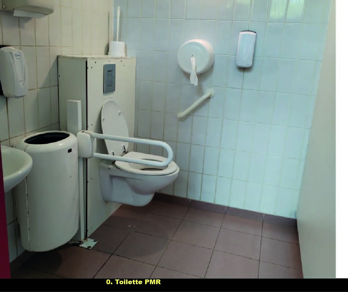 Toilette PMR – Centre d’accueil Saint Joseph - 1