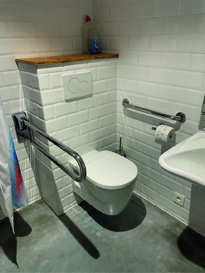Toilette PMR - Centre Kinos - 1