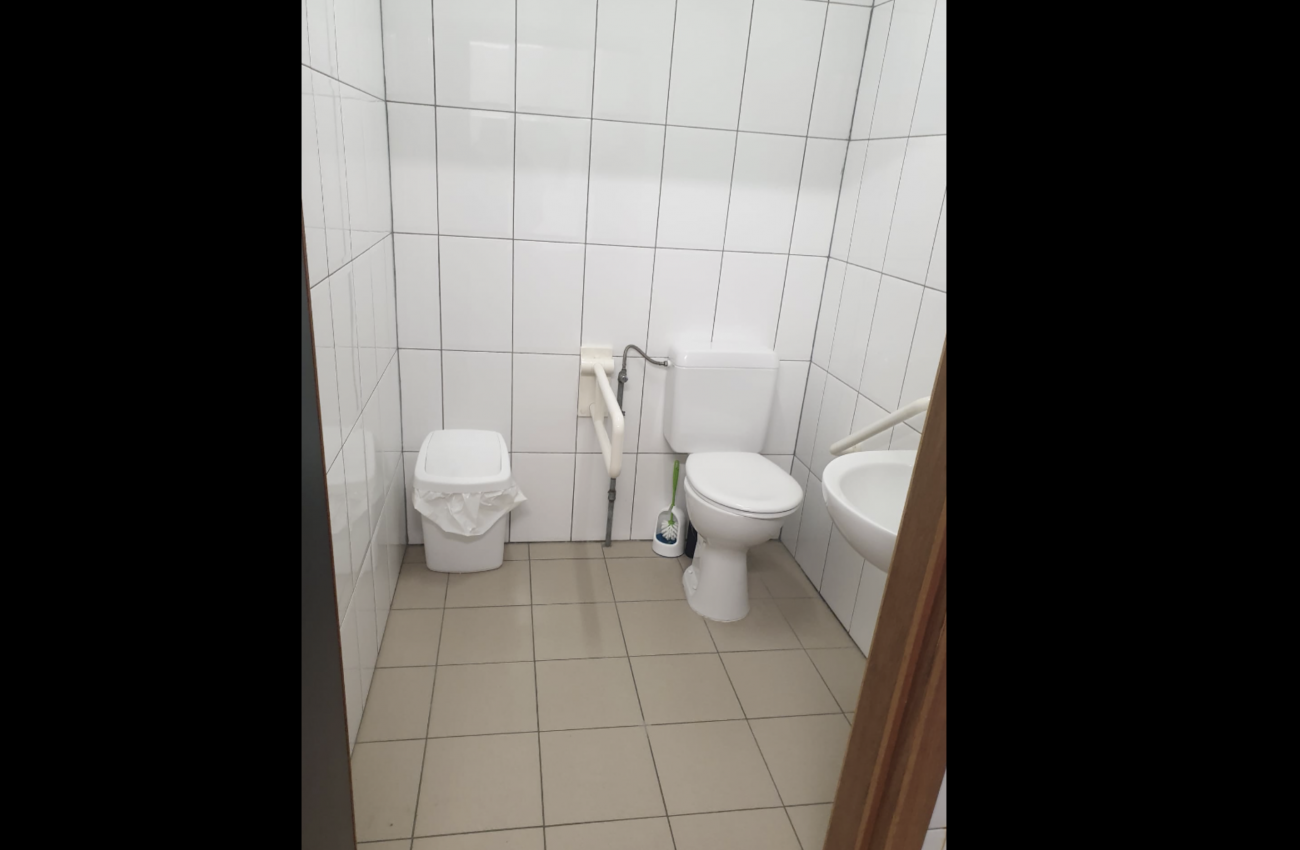 Toilette PMR - RDI Tubize - 1