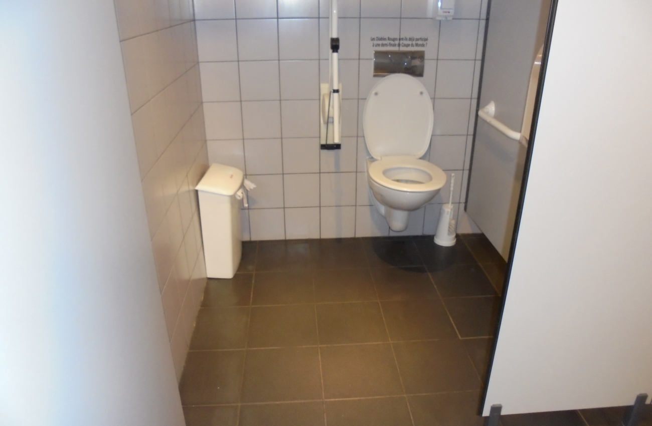 Toilette adpatée de Décathlon - Cuemes - 5