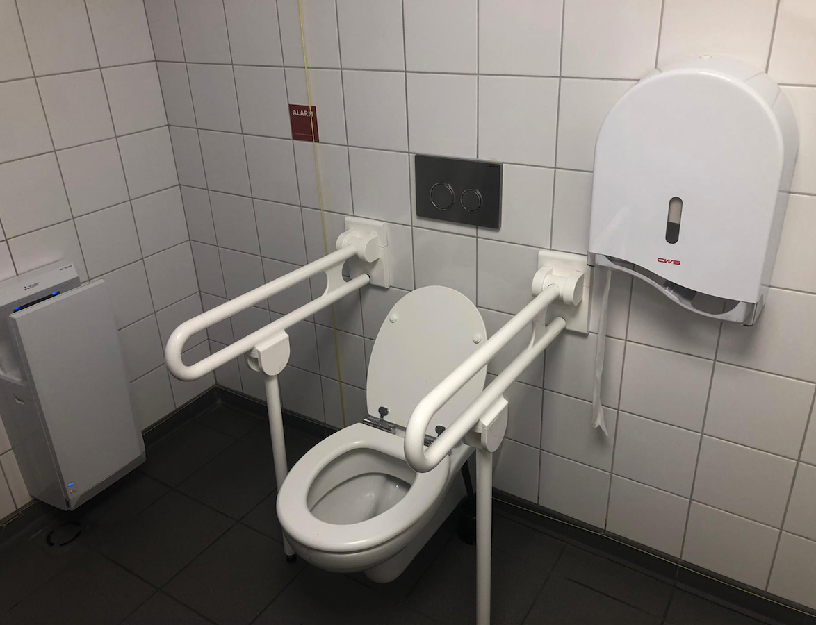 Toilette PMR - IKEA - Mons - 6