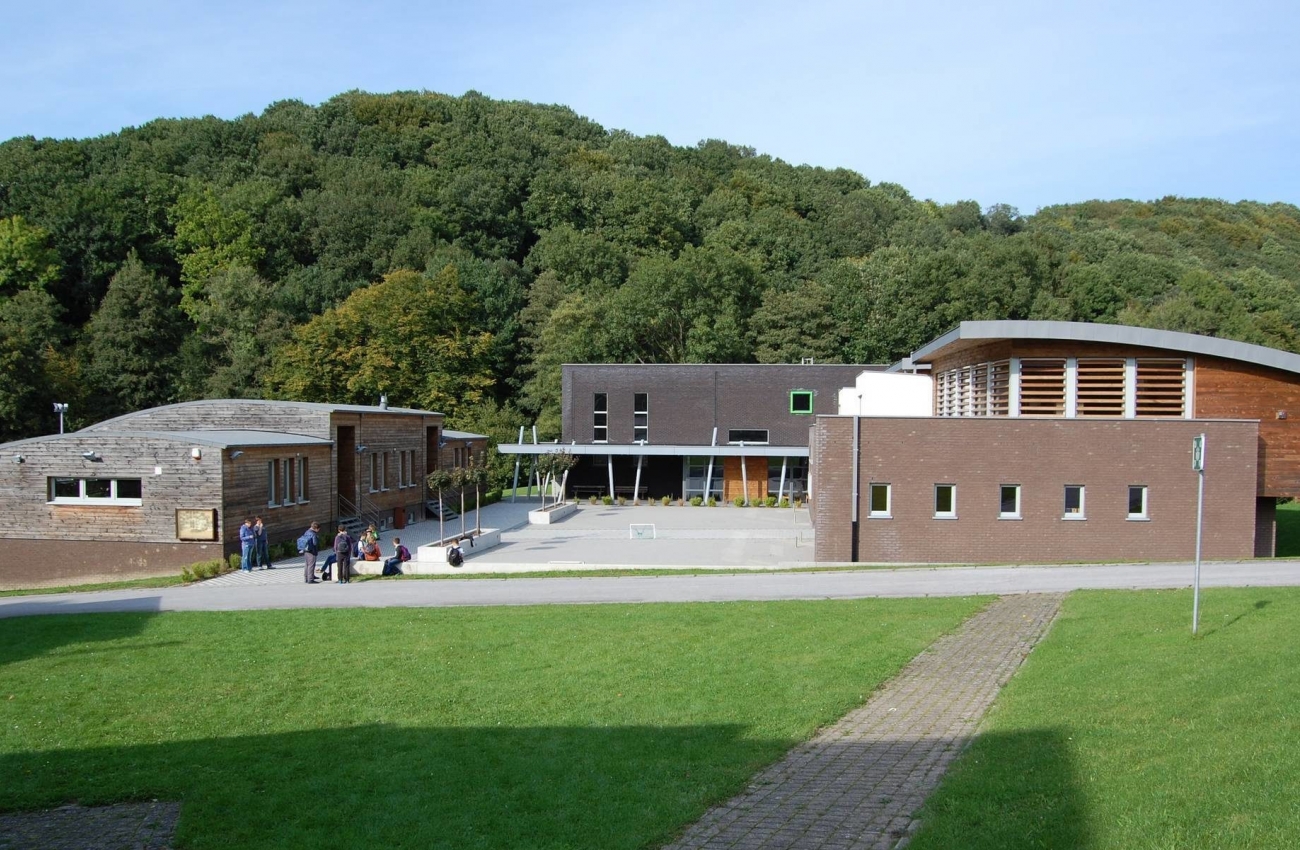 Institut provincial d'enseignement secondaire spécialisé du Val d'Aisne - 1