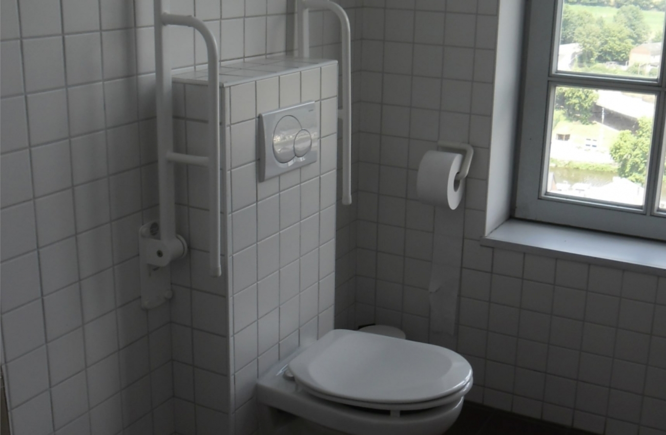 Toilettes PMR - Office du tourisme de Thuin  - 1