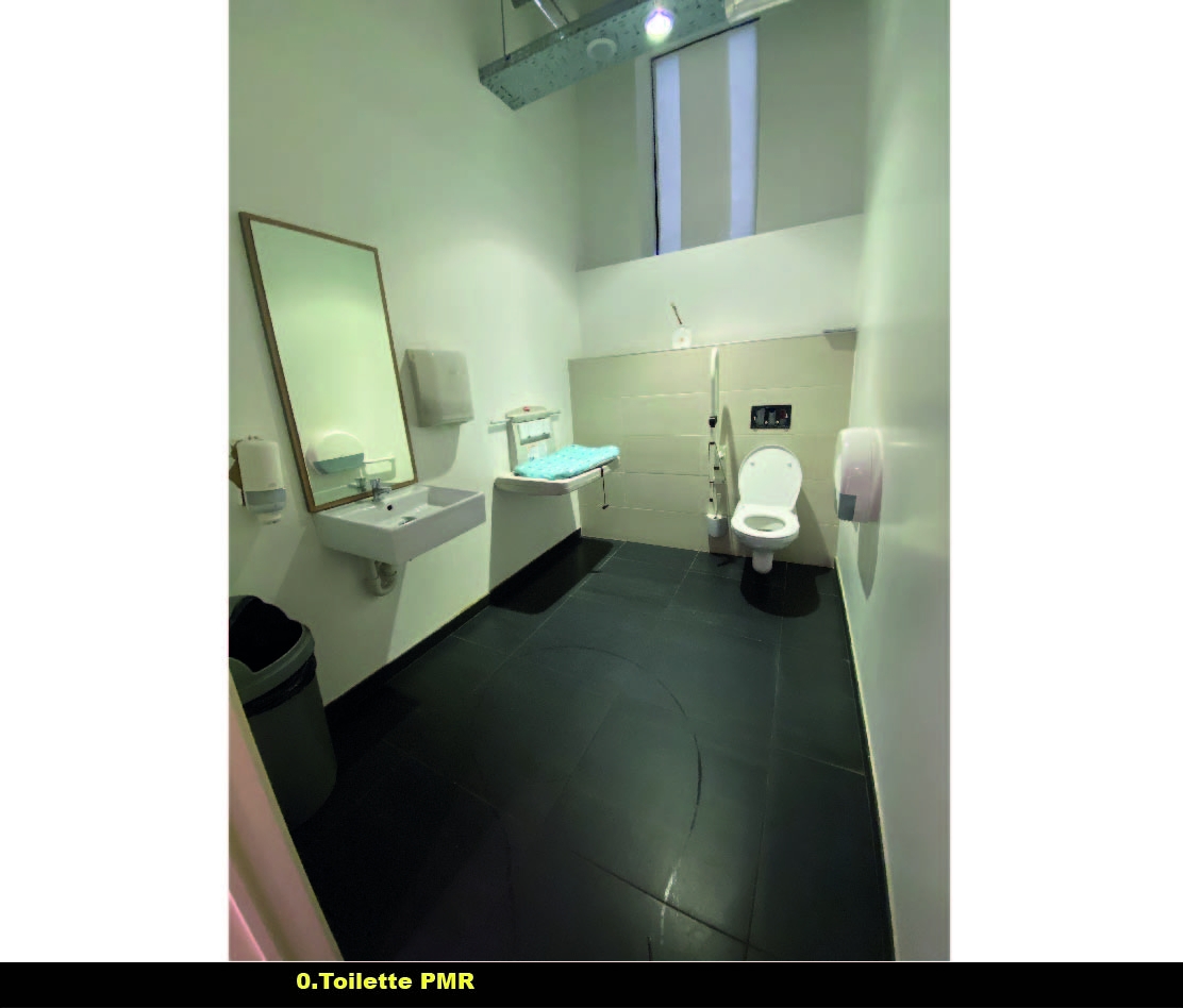 Toilette PMR - INNO Charleroi - 1