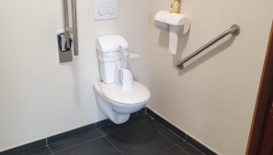 Toilette PMR de l'Administration Centrale, Warneton