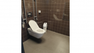 Toilette PMR Restaurant Q8 Verlaine direction Charleroi