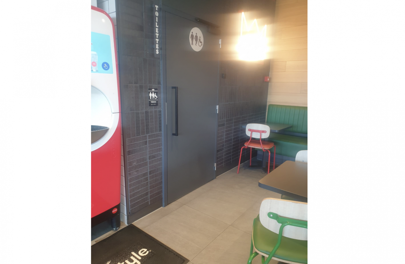 La toilette PMR du Burger King de Philippeville - 2