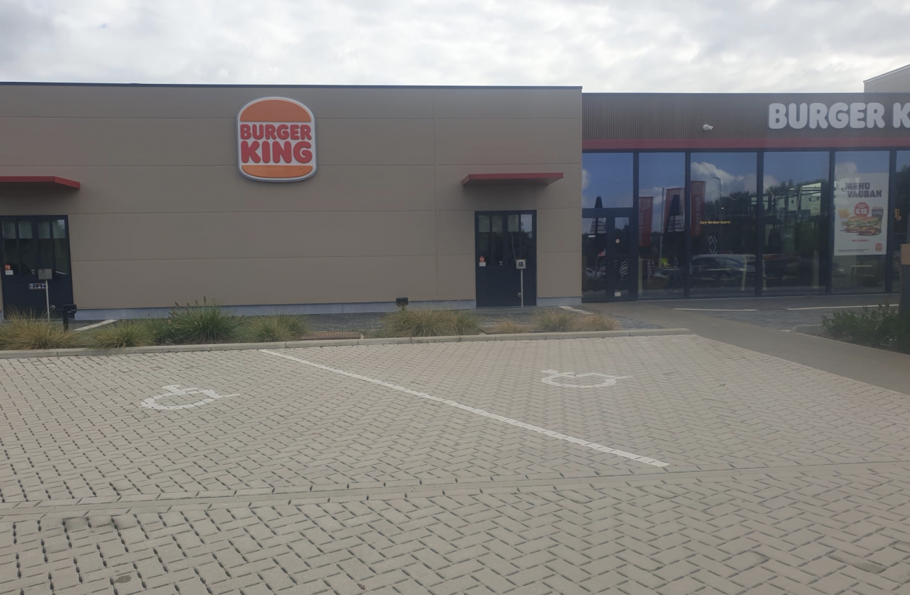 La toilette PMR du Burger King de Philippeville - 3