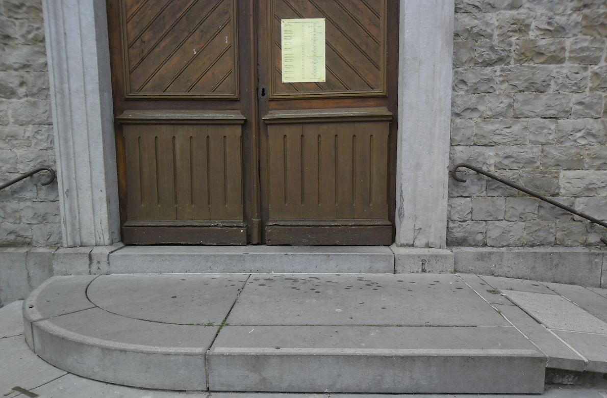 Toilette PMR - Eglise de Comblain - 2